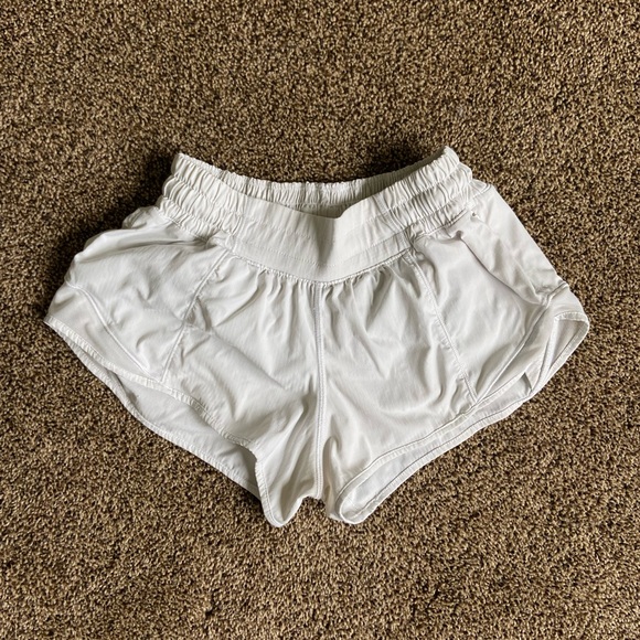 Lululemon Shorts Size 2 White - Picture 1 of 6